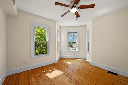 Apartamento inteiro em residência em 101-103, Wachusett St., Unit 1, Jamaica Plain, Boston, MA, 02130, imagem 21 de 37