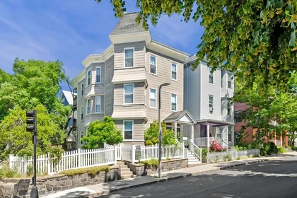 Apartamento inteiro em residência em 101-103, Wachusett St., Unit 1, Jamaica Plain, Boston, MA, 02130, imagem 6 de 37