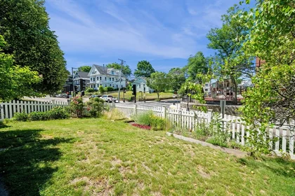 Apartamento inteiro em residência em 101-103, Wachusett St., Unit 1, Jamaica Plain, Boston, MA, 02130, imagem 7 de 37