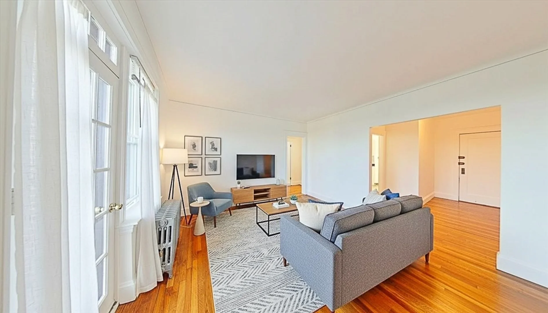 2031, Commonwealth Ave., Unit 16, Brighton, Boston, MA, 02135