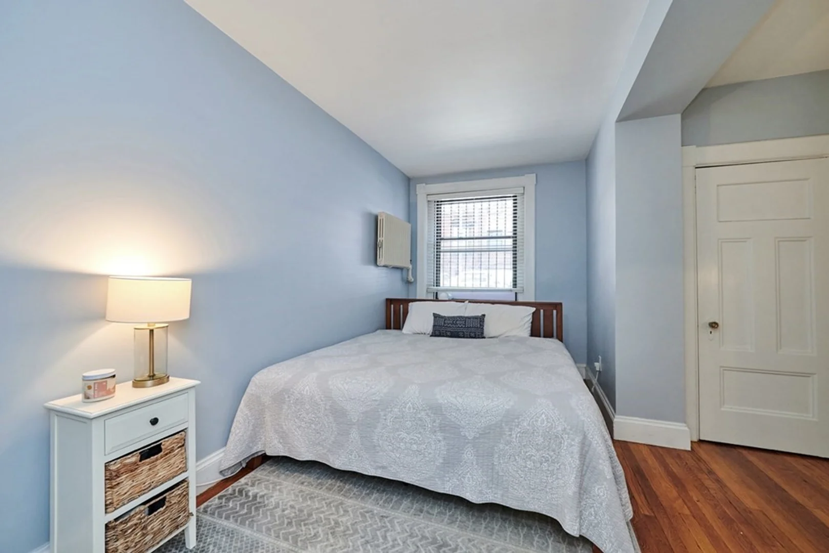 183, Marlborough St., Unit B, Back Bay, Boston, MA, 02116