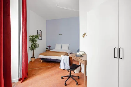 Privatzimmer in der Place Sadi-Carnot, 2nd Arrondissement, bild 1 von 10