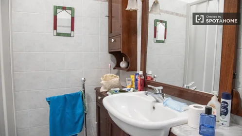 Stanza privata in Via Elio Lampridio Cerva, immagine 16 di 19