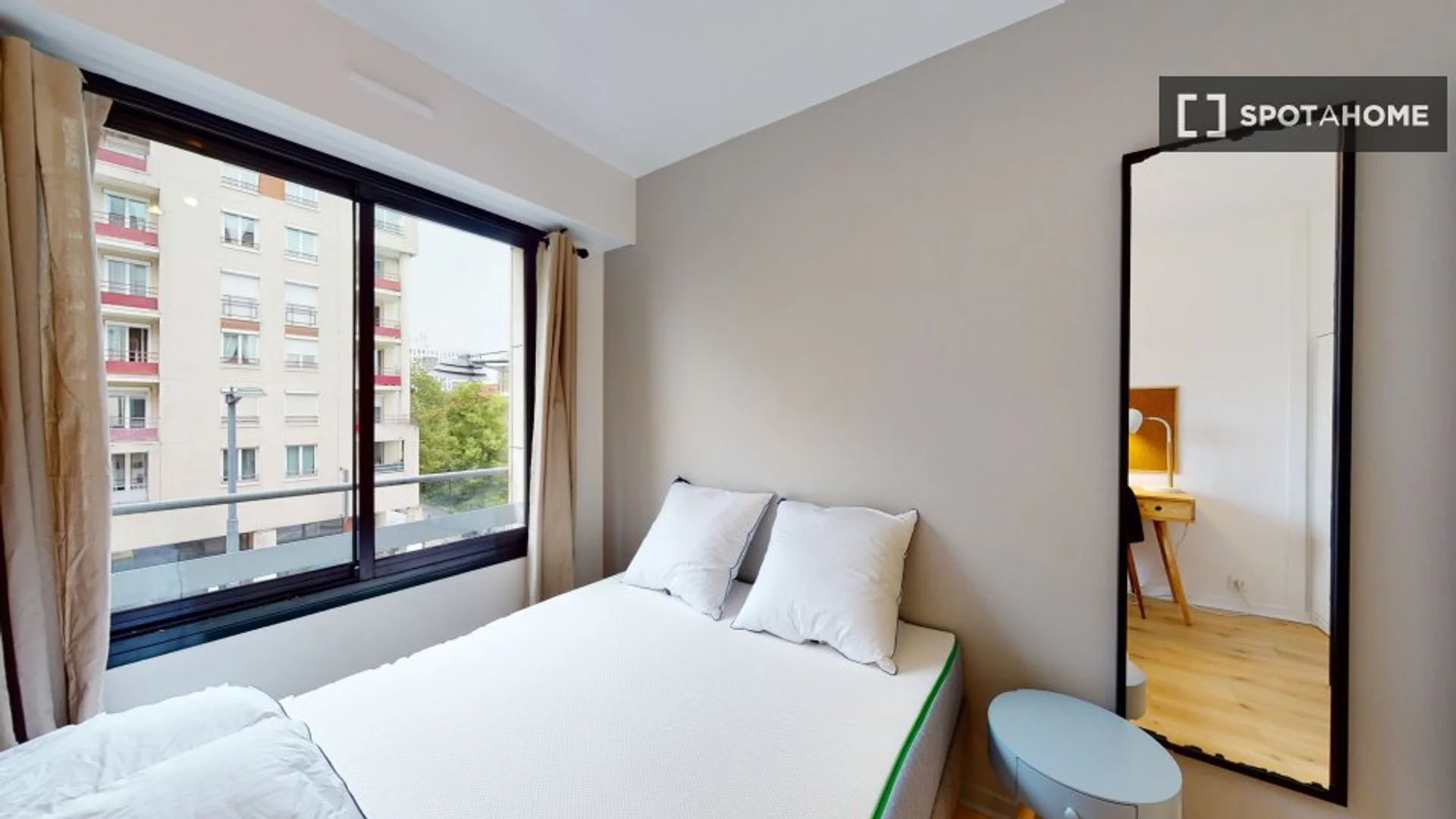 Quarto acolhedor para estudantes disponível em