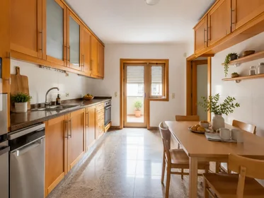 Private room in residence at Rua Direita de Viso , 53-57, image 5 of 7