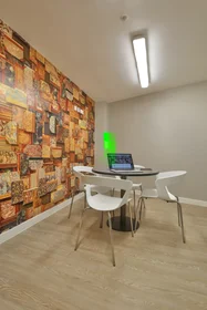 Chambre privée à James Street West, image 36 de 49