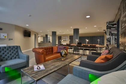 Chambre privée à James Street West, image 45 de 49