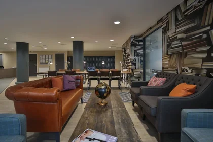 Chambre privée à James Street West, image 47 de 49