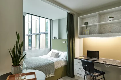 Appartamento intero in residence in 11-13 Long St, London E2 8HJ, United Kingdom, immagine 2 di 28