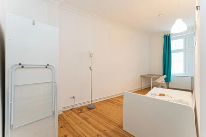 Privatzimmer in der Boxhagener Str., bild 1 von 14