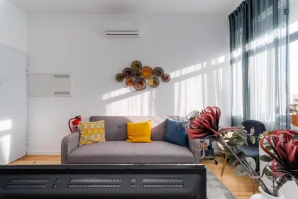 Dairenin tamamı konumu Rua de Coelho Neto, 8 21 görüntüsü