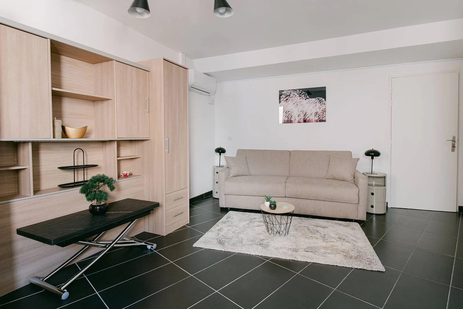 Quarto amigo do estudante em  com comodidades modernas