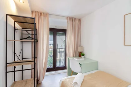 Habitación privada en C. de la Amnistía, 5, Centro, 28013 Madrid, Spain, imagen 4 de 40