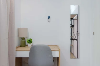 Habitación privada en C. de la Amnistía, 5, Centro, 28013 Madrid, Spain, imagen 6 de 40