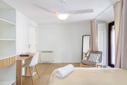 Habitación privada en C. de la Amnistía, 5, Centro, 28013 Madrid, Spain, imagen 11 de 45