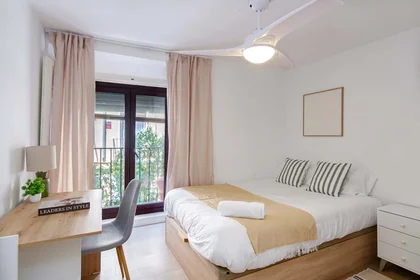Habitación privada en C. de la Amnistía, 5, Centro, 28013 Madrid, Spain, imagen 1 de 37