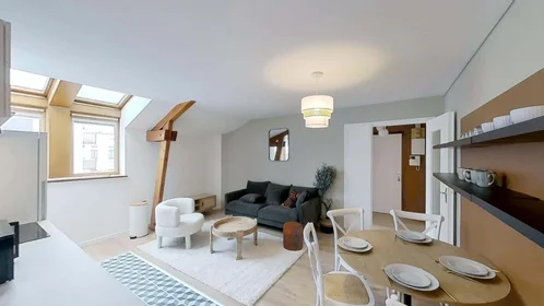 Quarto privado em 24 Pl. des Vosges, 54000 Nancy, France, imagem 18 de 19