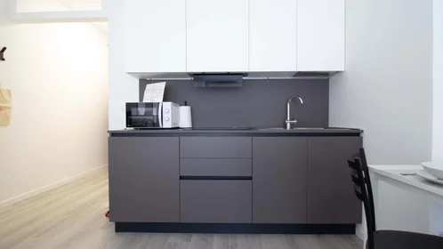 Apartamento inteiro em Via Ermes di Colloredo, 34, 33100 Udine UD, Italy, imagem 5 de 13