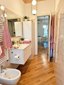 Apartamento inteiro em Via Giovita Scalvini, 14, 20158 Milano MI, Italia, imagem 15 de 18