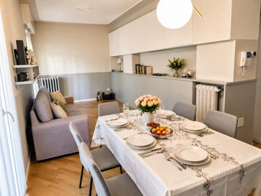 Apartamento inteiro em Via Giovita Scalvini, 14, 20158 Milano MI, Italia, imagem 8 de 18