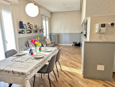 Apartamento inteiro em Via Giovita Scalvini, 14, 20158 Milano MI, Italia, imagem 9 de 18