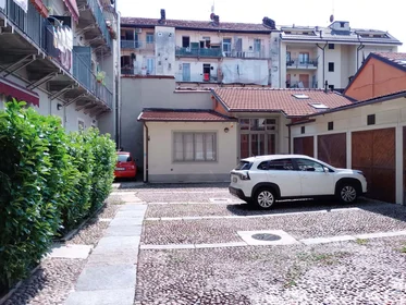 Entire apartment at Via Bra, 5, 10152 Torino TO, Italia, image 9 of 13