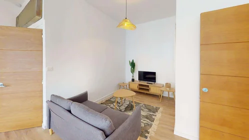Entire apartment at 199 Rue du Rouet, 13008 Marseille, France, image 5 of 14