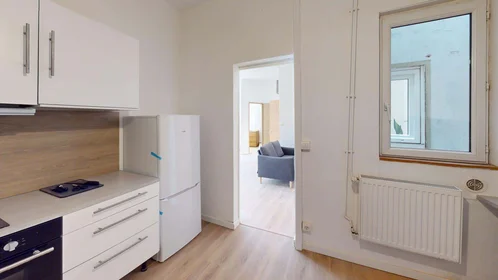 Entire apartment at 199 Rue du Rouet, 13008 Marseille, France, image 8 of 14