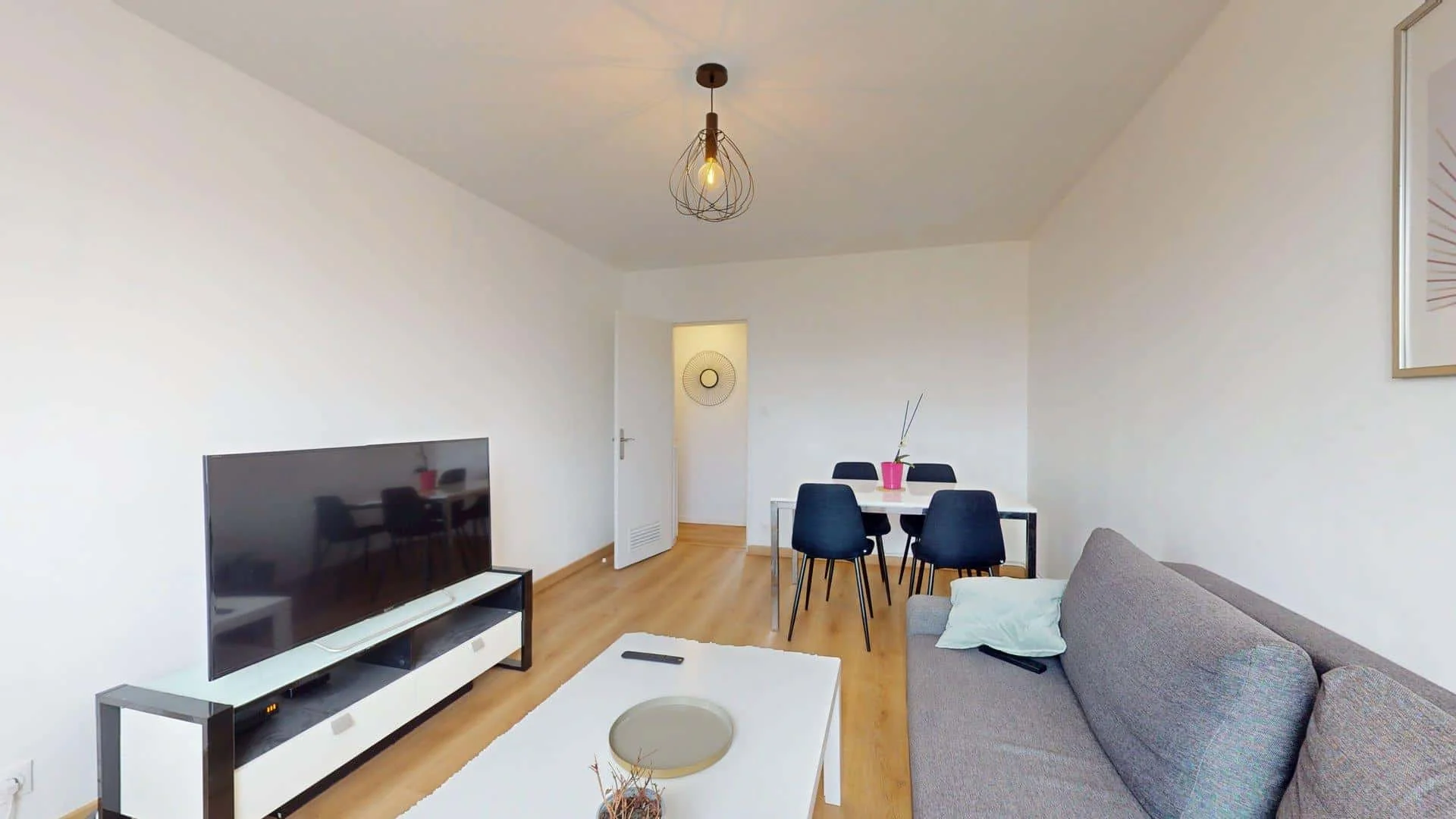 Habitación asequible para estudiantes con buena iluminación en 