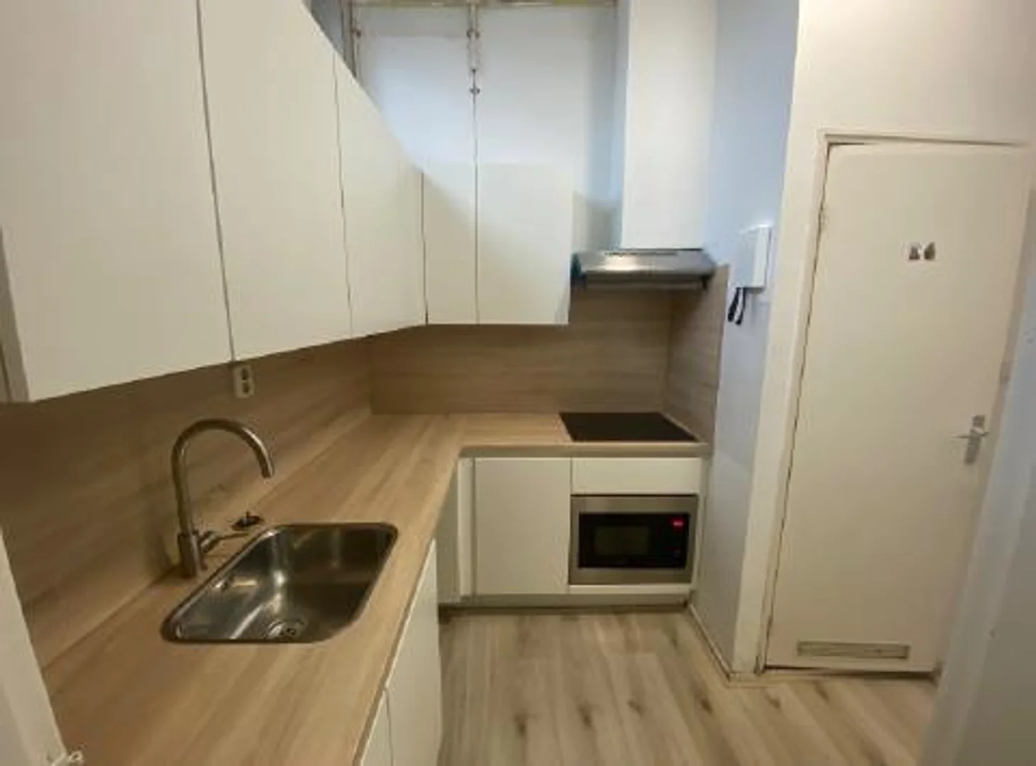 Quarto amigo do estudante em  com comodidades modernas