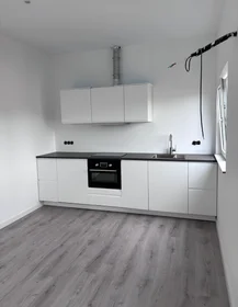 Habitación privada en Goeman Borgesiusstraat, imagen 1 de 5