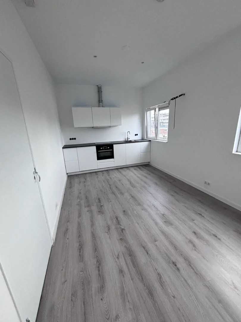 Habitación en apartamento estudiantil en alquiler en , completamente amueblado