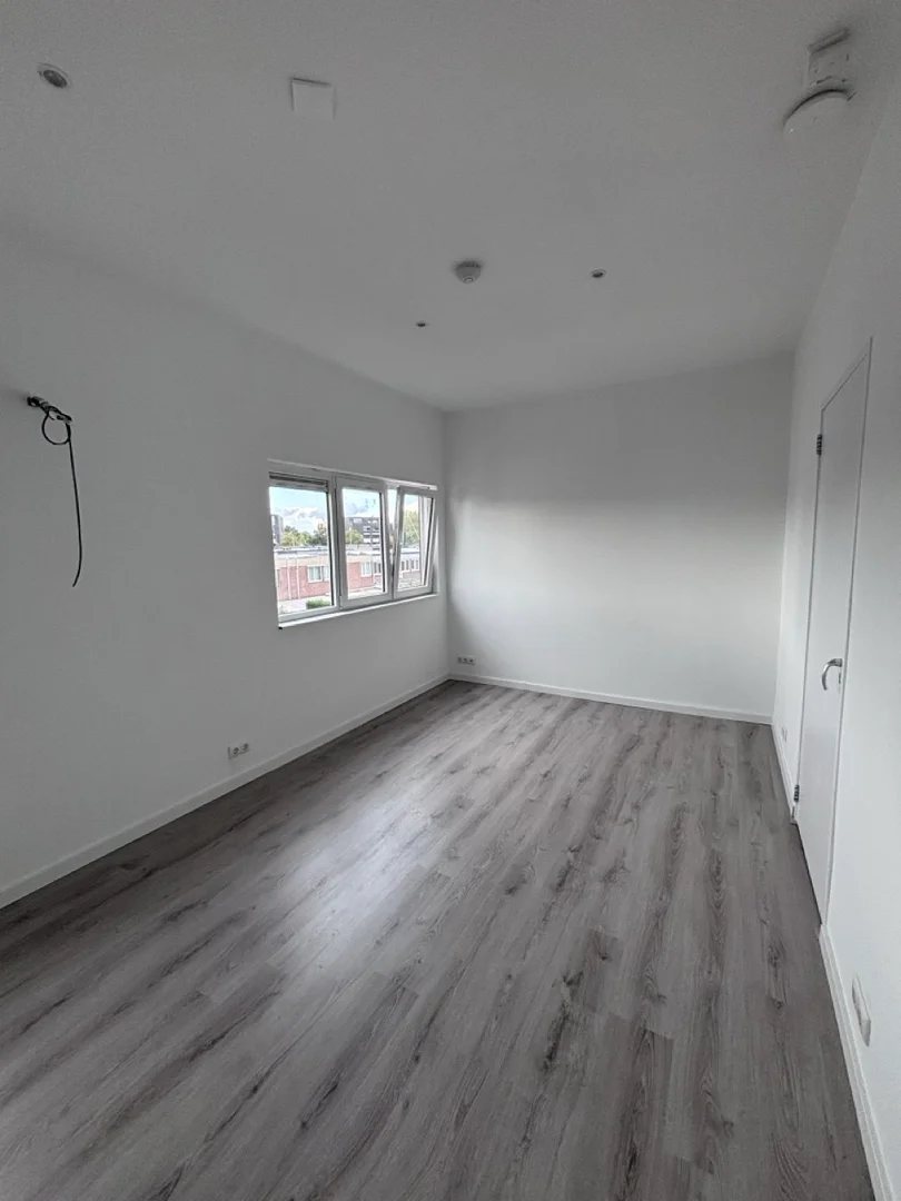 Habitación para estudiantes en  con área de estudio y facilidades compartidas