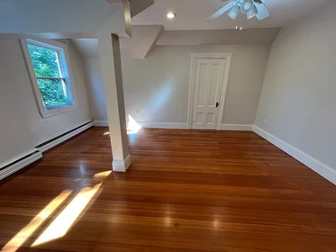 Apartamento inteiro em residência em 90, Lyndhurst St., Unit 5, Dorchester, Boston, MA, 02124, imagem 17 de 40