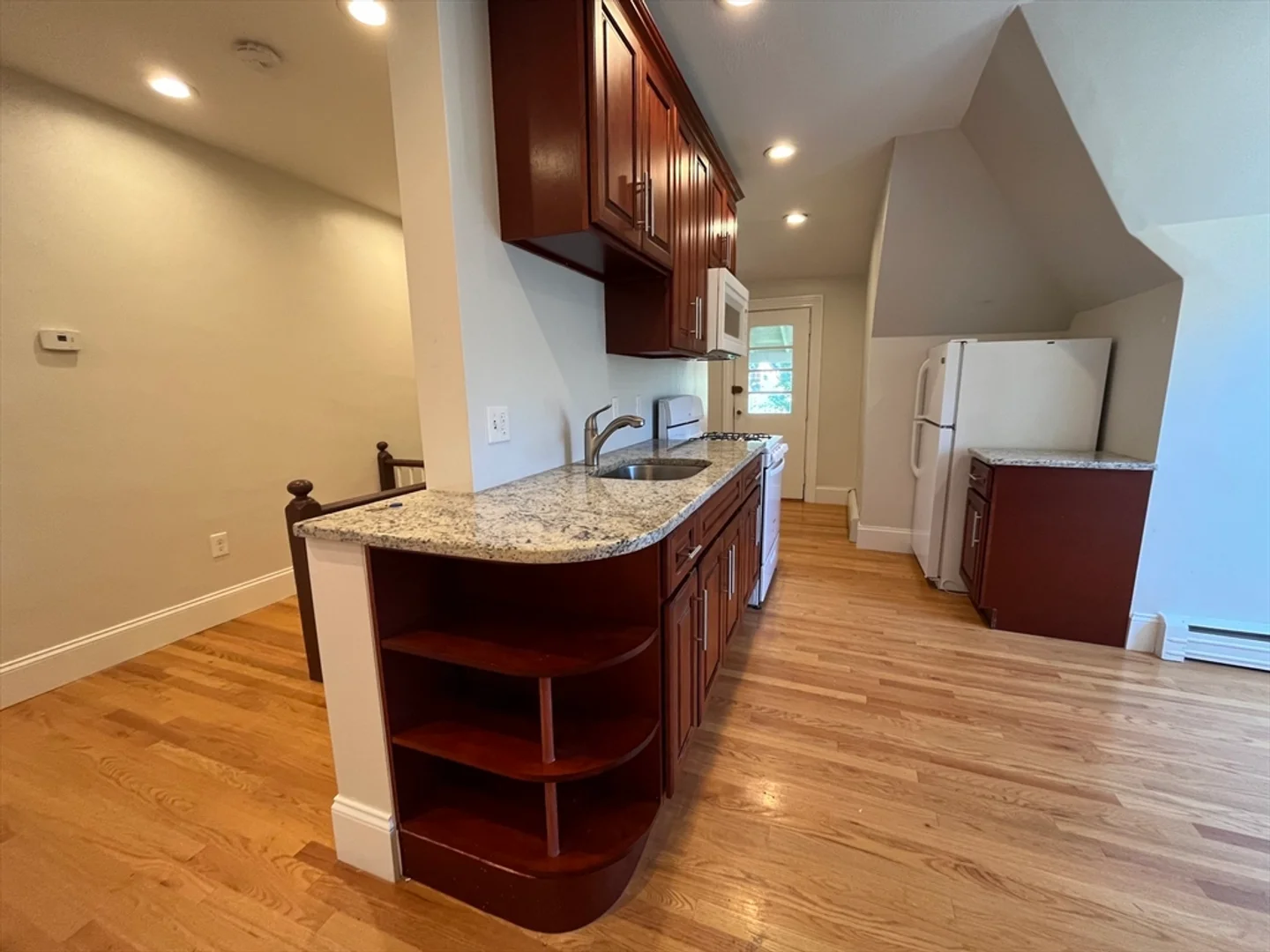 90, Lyndhurst St., Unit 5, Dorchester, Boston, MA, 02124