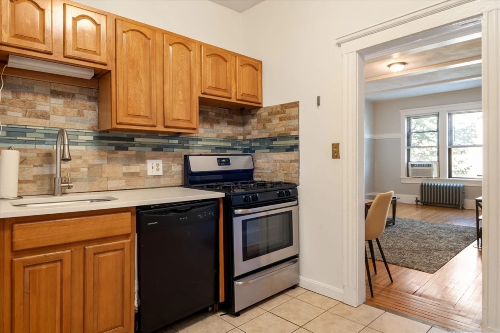 5, Bellvista Rd., Unit 5-1, Brighton, Boston, MA, 02135