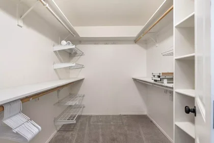 Quarto privado em 85207, imagem 43 de 49