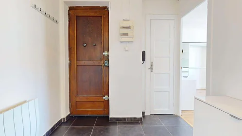 Chambre privée à 404 Cr Émile-Zola, 69100 Villeurbanne, France, image 13 de 14