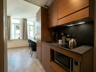 Chambre privée à Via Daniele Manin, 33100 Udine UD, Italy, image 10 de 19