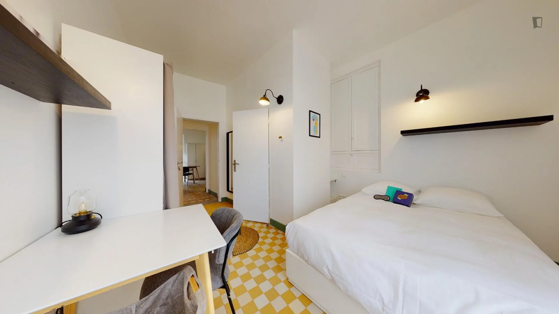 Chambre à louer dans un appartement d'étudiant à , entièrement meublée