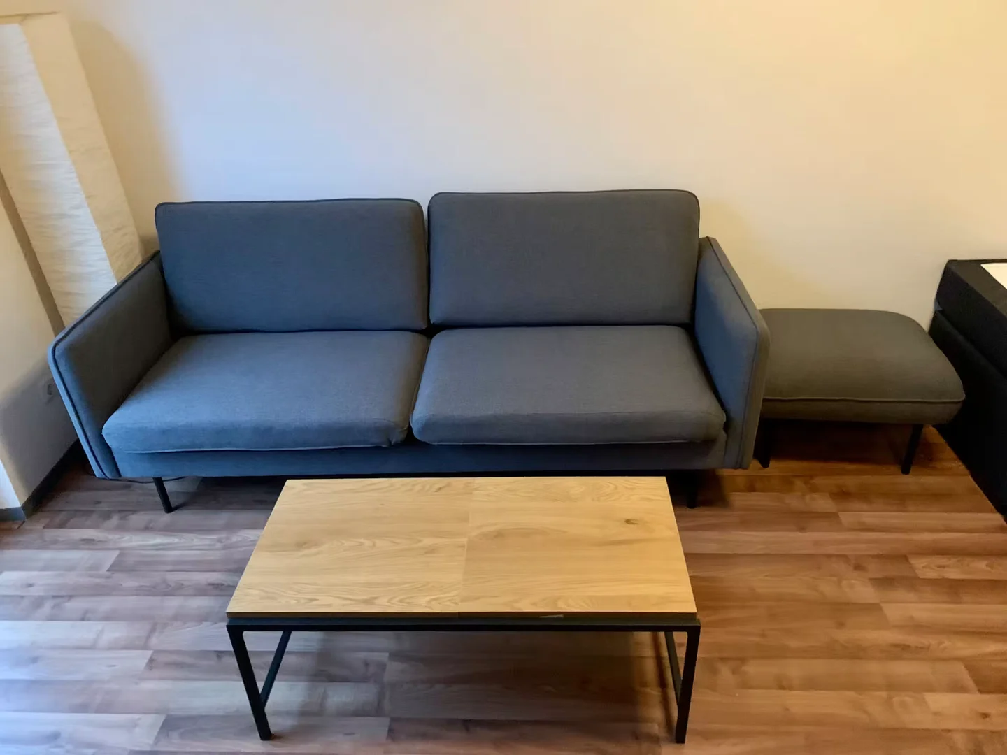 Chambre conviviale pour les étudiants dans  avec des équipements modernes