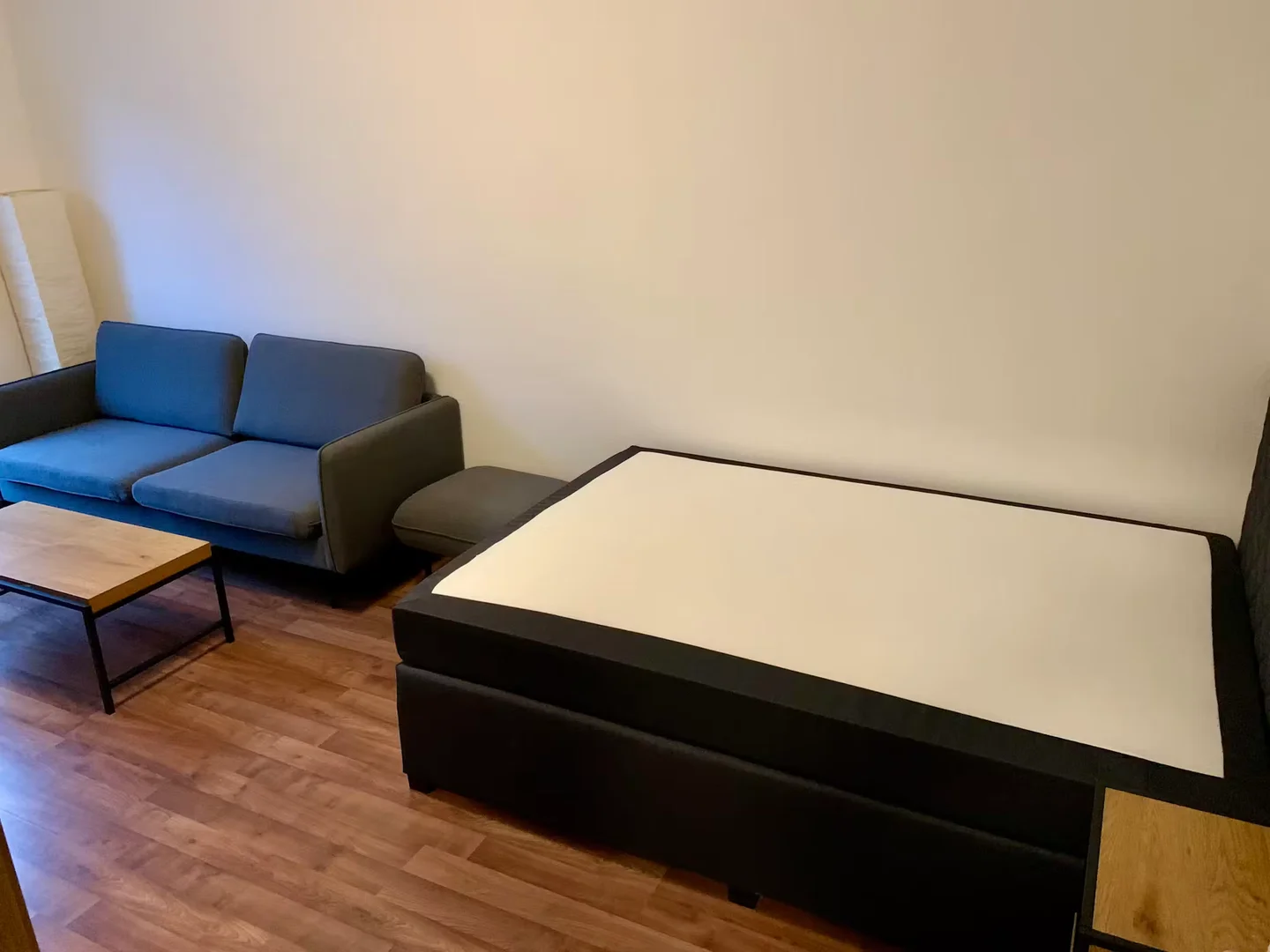 Chambre d'étudiant fonctionnelle parfaite pour étudier dans 
