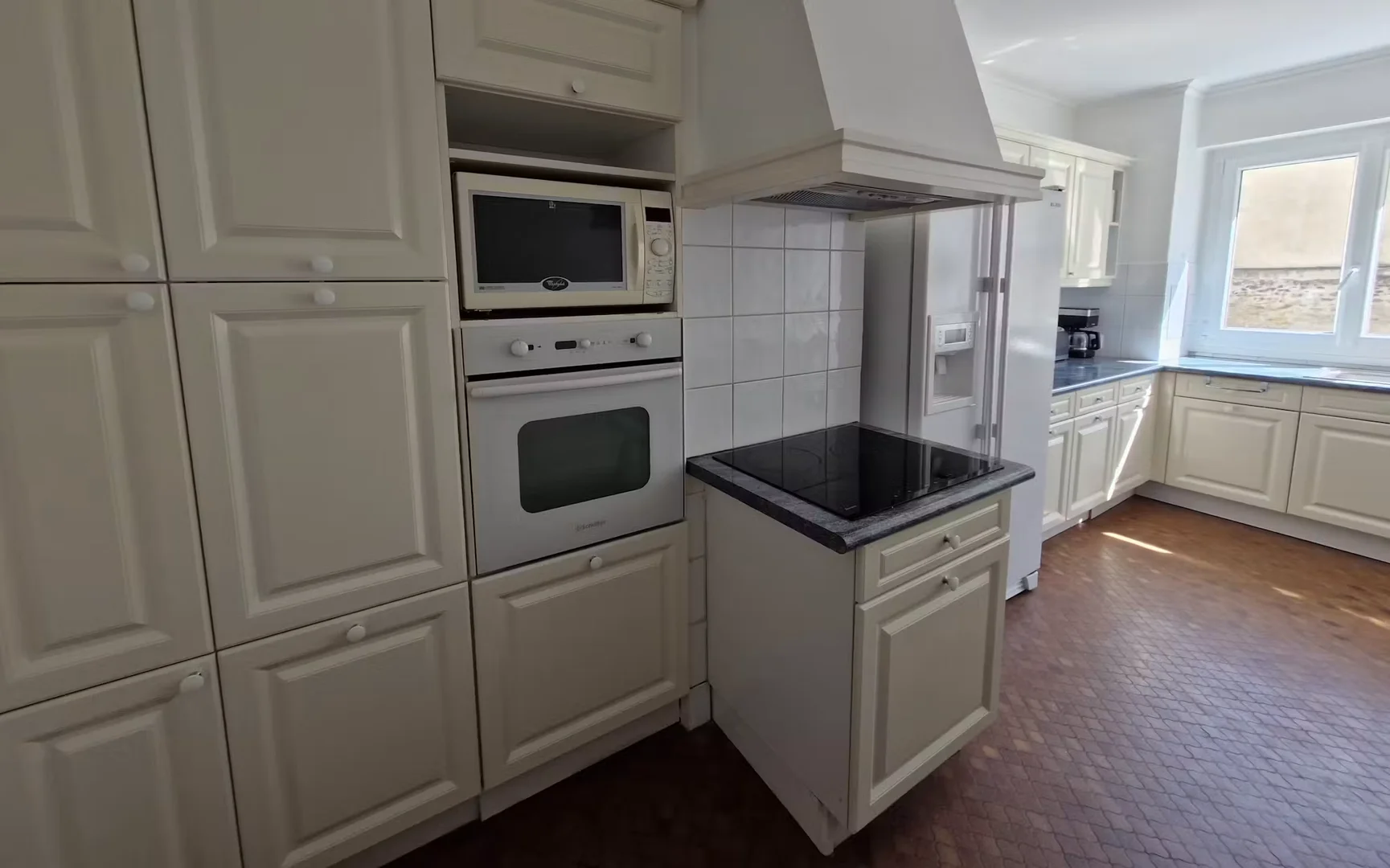 Habitación en apartamento estudiantil en alquiler en , completamente amueblado