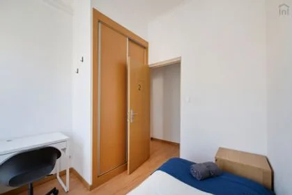 Stanza privata in Alameda - R. João de Menezes, 3º D, immagine 36 di 42