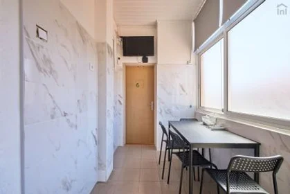 Stanza privata in Alameda - R. João de Menezes, 3º D, immagine 21 di 42