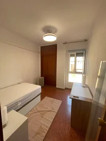 Habitación privada en Avenida de Blas Infante, , imagen 3 de 9