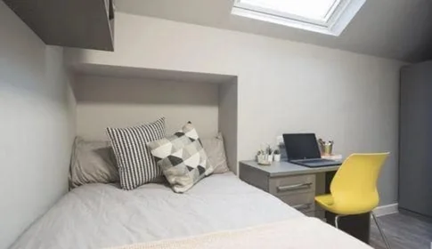 Quarto privado em Cromwell Range, imagem 1 de 10