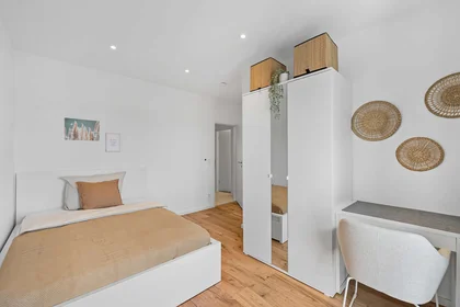 Private room at Schleißheimer Str. 266, 80809 München, Germania, image 6 of 16