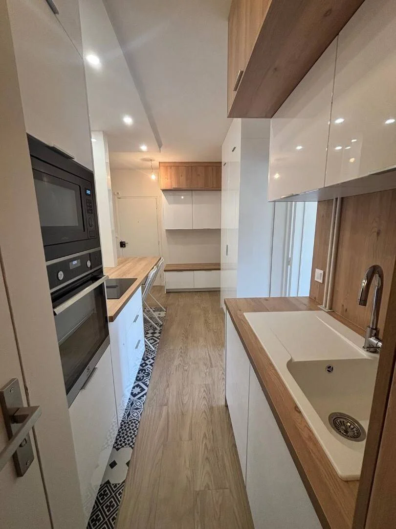 Chambre d'étudiant confortable et spacieuse dans 