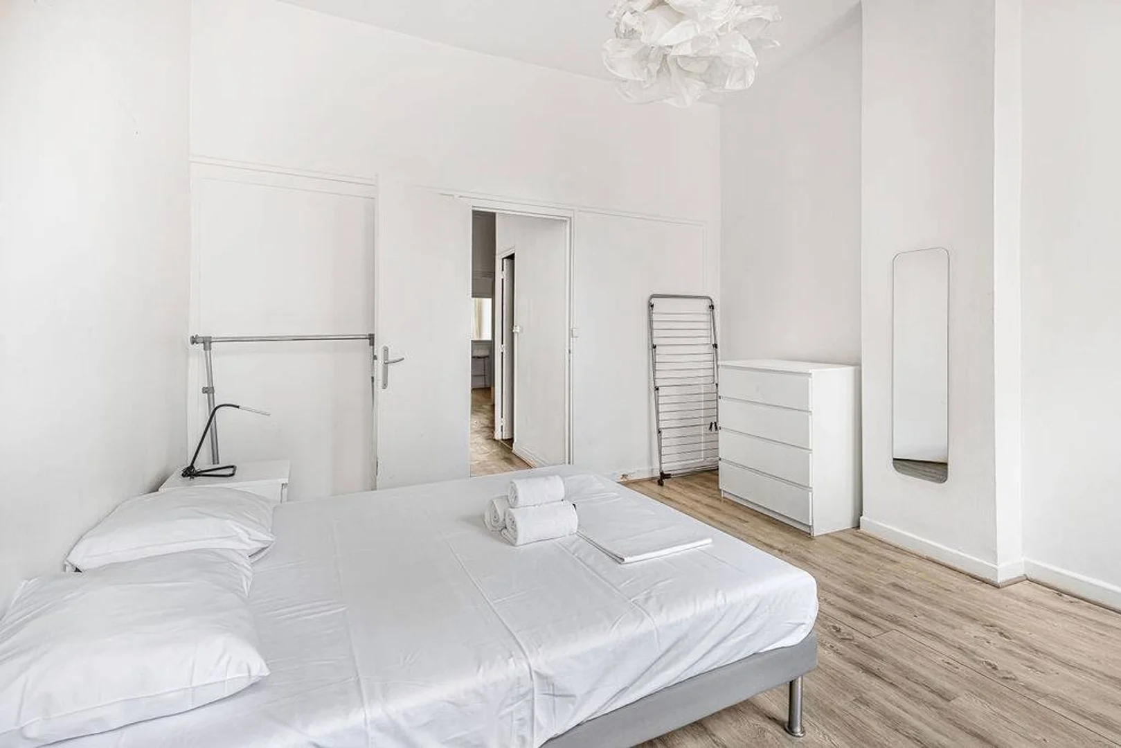 Zimmer in Studentenwohnung in  zu vermieten, voll möbliert
